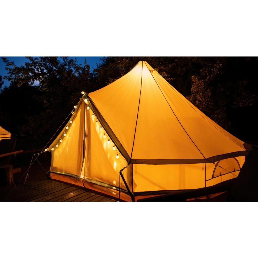 Lodge Tente Les Pommiers Glamping O Rendez-Vous En Demi-Pension Roquefeuil Exterior foto